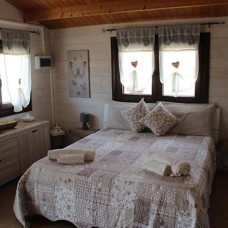הוילה פקינו Chalet Bianca מראה חיצוני תמונה