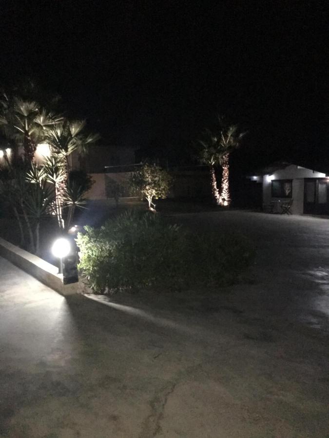 הוילה פקינו Chalet Bianca מראה חיצוני תמונה